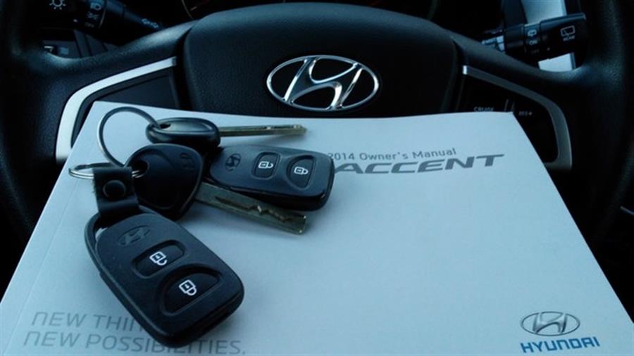 2014 Hyundai Accent GS photo