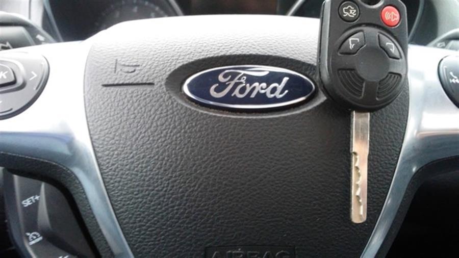 2014 Ford Focus SE photo