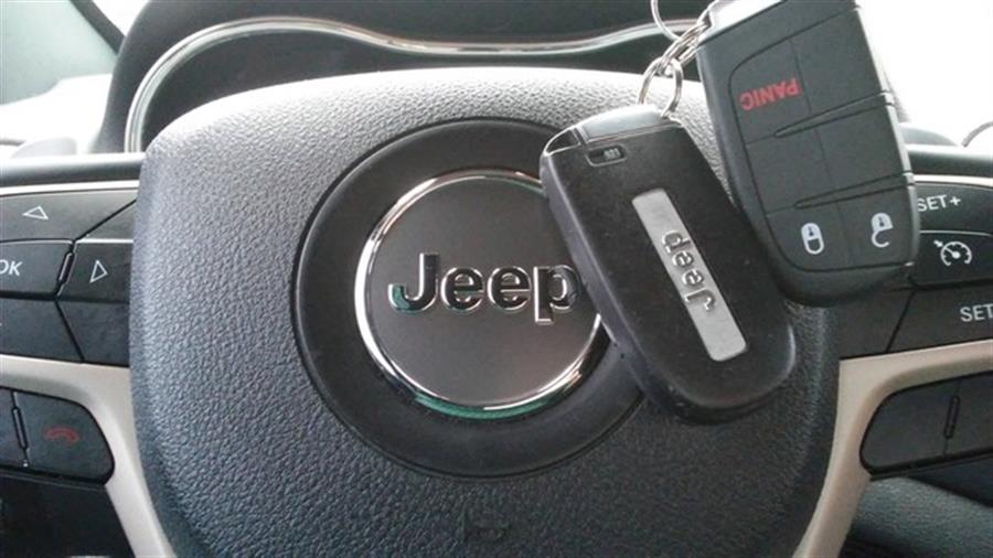 2014 Jeep Grand Cherokee Laredo photo