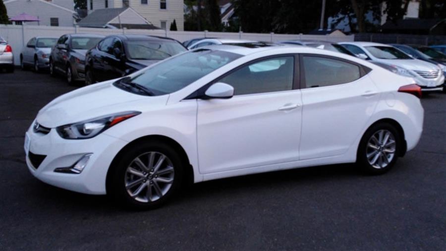 2015 Hyundai Elantra SE photo