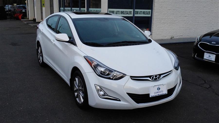 2015 Hyundai Elantra SE photo