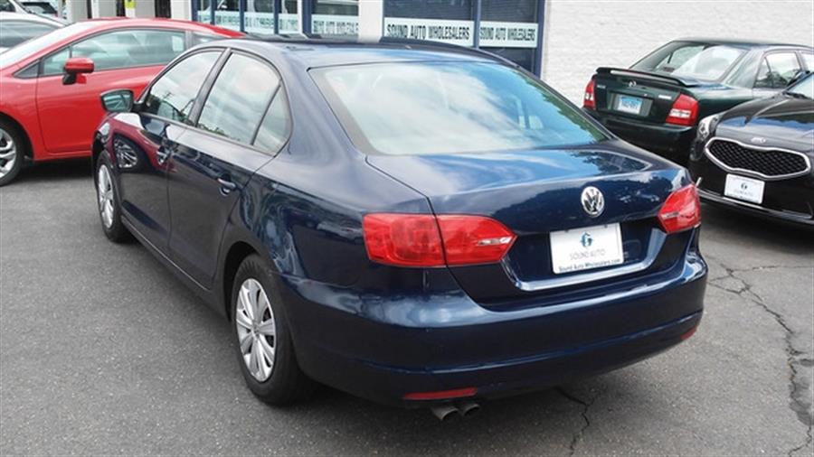 2014 Volkswagen Jetta photo