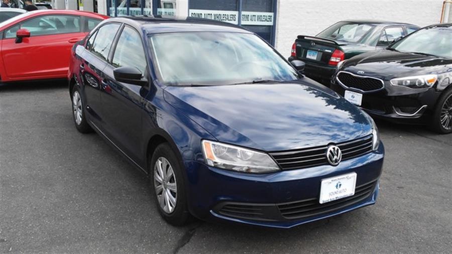 2014 Volkswagen Jetta photo