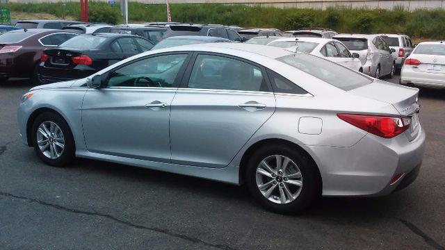 2014 Hyundai Sonata GLS photo