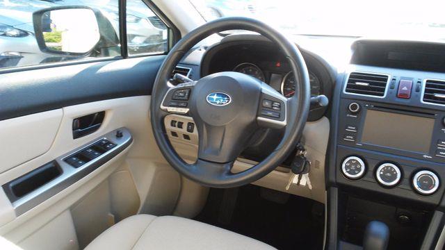 2016 Subaru Impreza 4dr CVT 2.0i photo