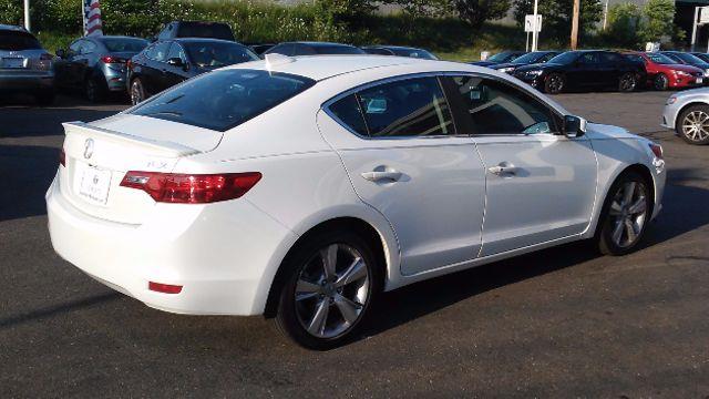 2014 Acura ILX 2.0L photo