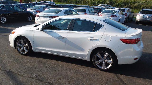 2014 Acura ILX 2.0L photo