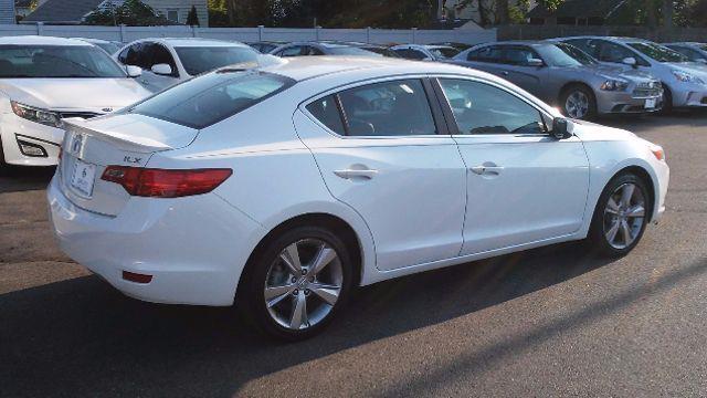 2014 Acura ILX 2.0L photo