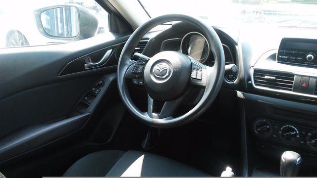 2014 Mazda Mazda3 i Sport photo