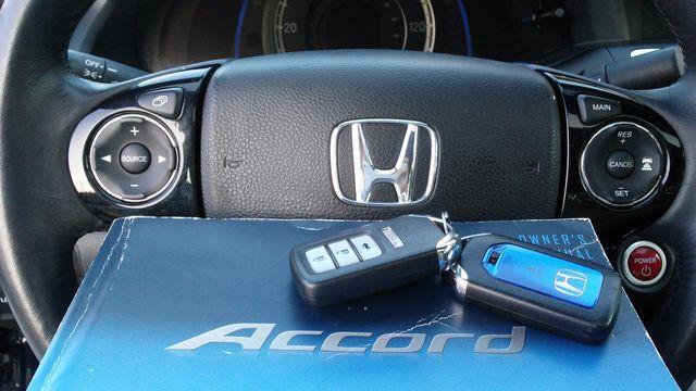 2014 Honda Accord Hybrid Touring photo