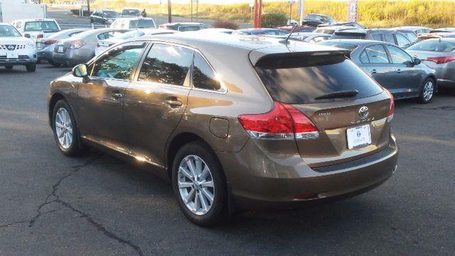 2011 Toyota Venza FWD 4cyl photo