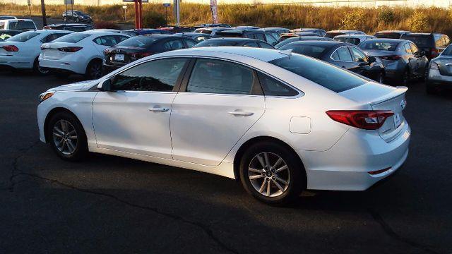 2015 Hyundai Sonata SE photo