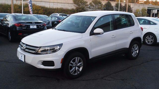 2013 Volkswagen Tiguan S 4Motion photo