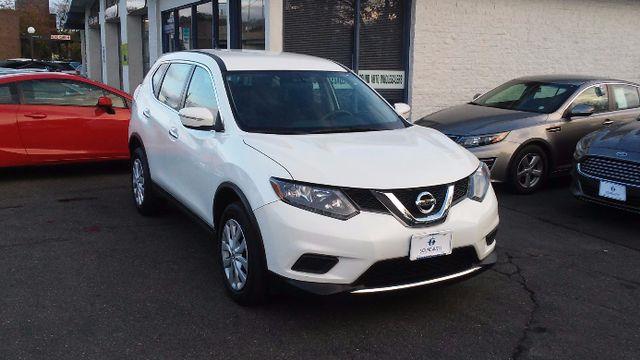 2014 Nissan Rogue S photo