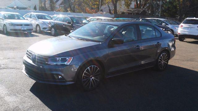 2015 Volkswagen Jetta 1.8T Sport photo