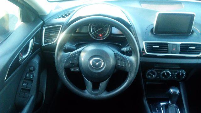 2015 Mazda Mazda3 4dr Sdn Auto i Sport photo