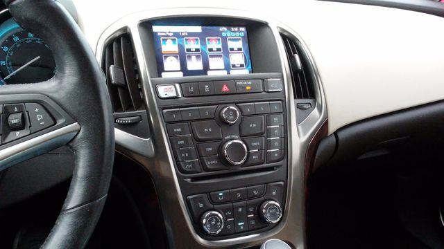 2014 Buick Verano Leather Group photo