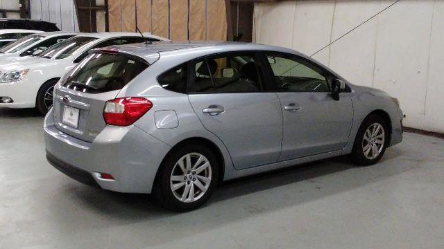 2015 Subaru Impreza 2.0i Premium photo