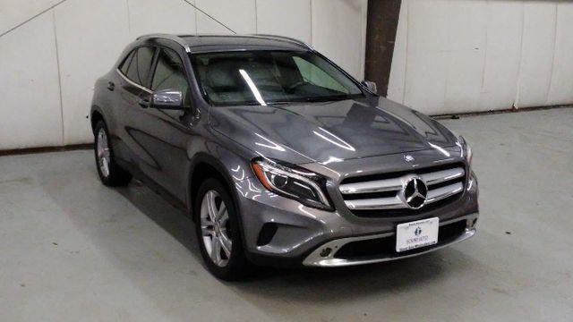 2015 Mercedes-Benz GLA 250 4MATIC 4dr GLA250 photo