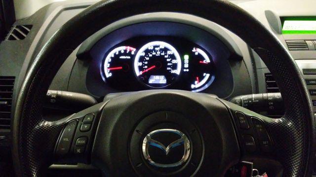 2010 Mazda Mazda5 Sport photo