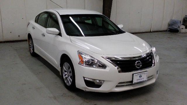 2015 Nissan Altima 2.5 S photo