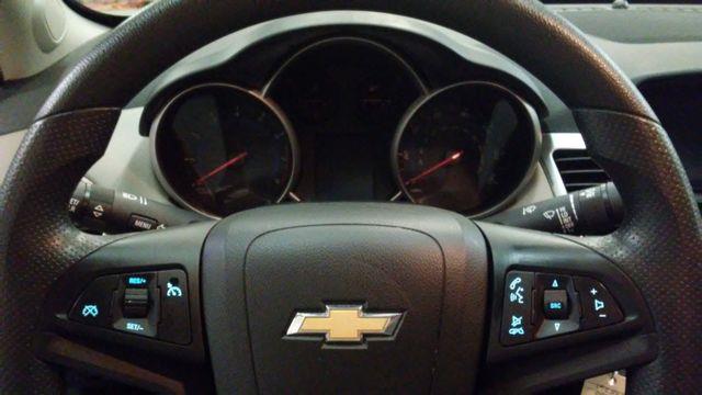 2016 Chevrolet Cruze Limited LT photo