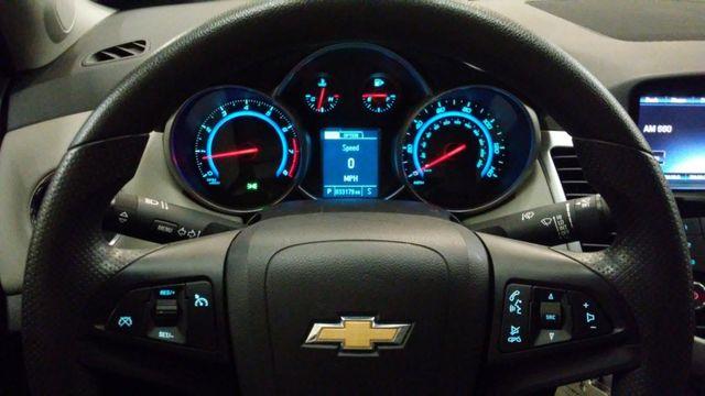 2016 Chevrolet Cruze Limited LT photo