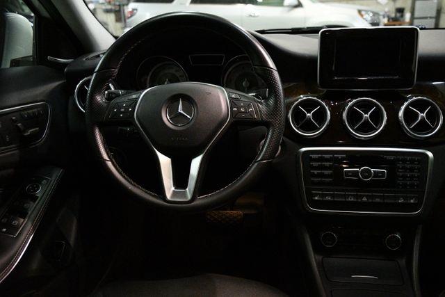 2015 Mercedes-Benz GLA 250 4MATIC 4dr GLA250 photo