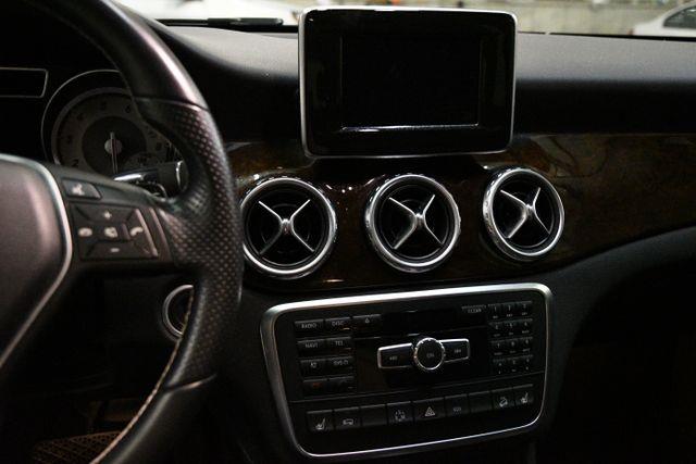2015 Mercedes-Benz GLA 250 4MATIC 4dr GLA250 photo