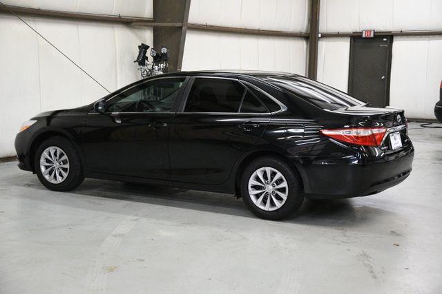 2015 Toyota Camry LE photo