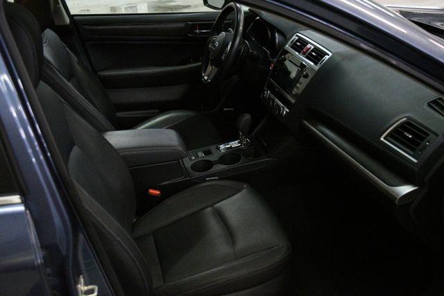 2015 Subaru Legacy 3.6R Limited photo