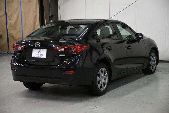 2015 Mazda Mazda3 i Sport photo