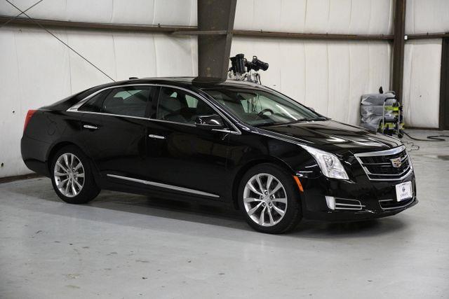 2016 Cadillac XTS Luxury Collection photo