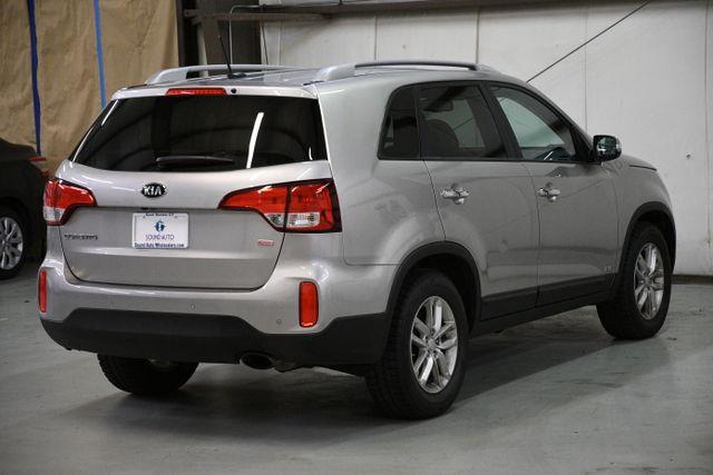 2015 Kia Sorento LX photo