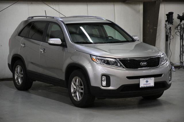 2015 Kia Sorento LX photo