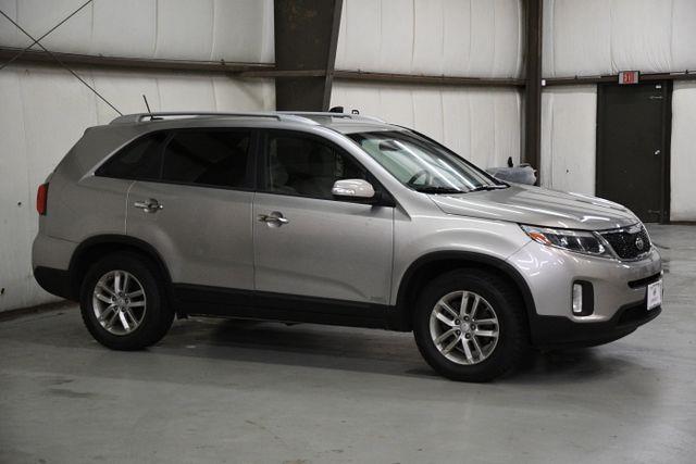 2015 Kia Sorento LX photo