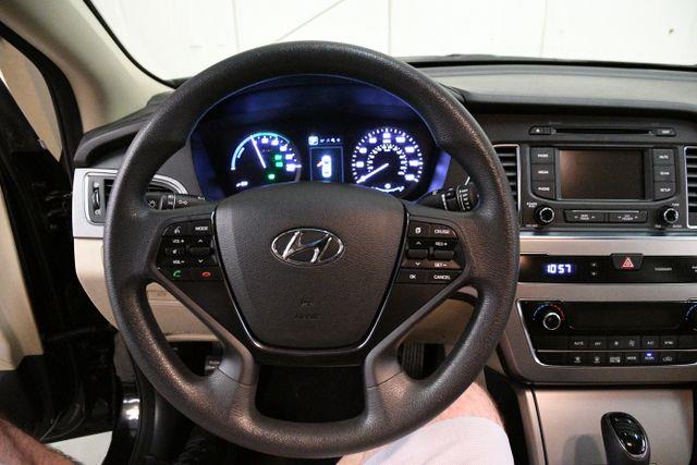 2016 Hyundai Sonata Hybrid SE photo