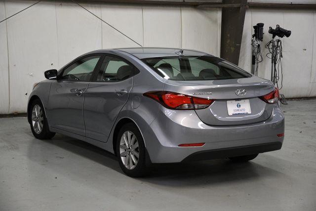 2015 Hyundai Elantra SE photo