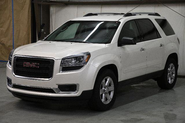 The 2015 GMC Acadia SLE photos