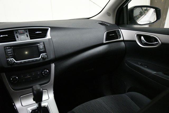 2015 Nissan Sentra SV photo