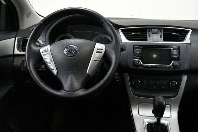 2015 Nissan Sentra SV photo