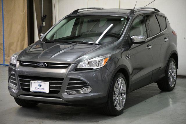 The 2014 Ford Escape SE photos