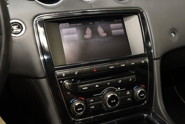 2013 Jaguar XJ-Series photo