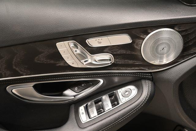 2015 Mercedes-Benz C 300 4dr Sdn C300 4MATIC photo