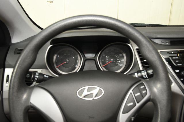 2015 Hyundai Elantra SE photo