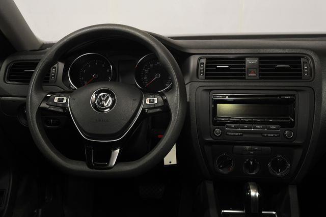 2015 Volkswagen Jetta 2.0L S photo