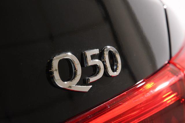 2015 Infiniti Q50 Premium photo