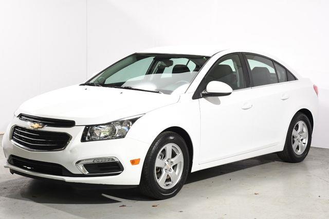 The 2016 Chevrolet Cruze Limited LT photos
