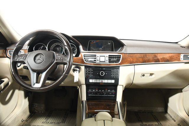 2016 Mercedes-Benz E 350 Luxury photo