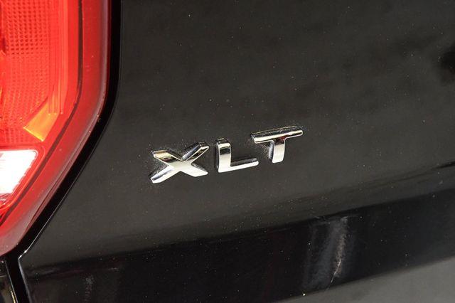 2016 Ford Explorer XLT photo